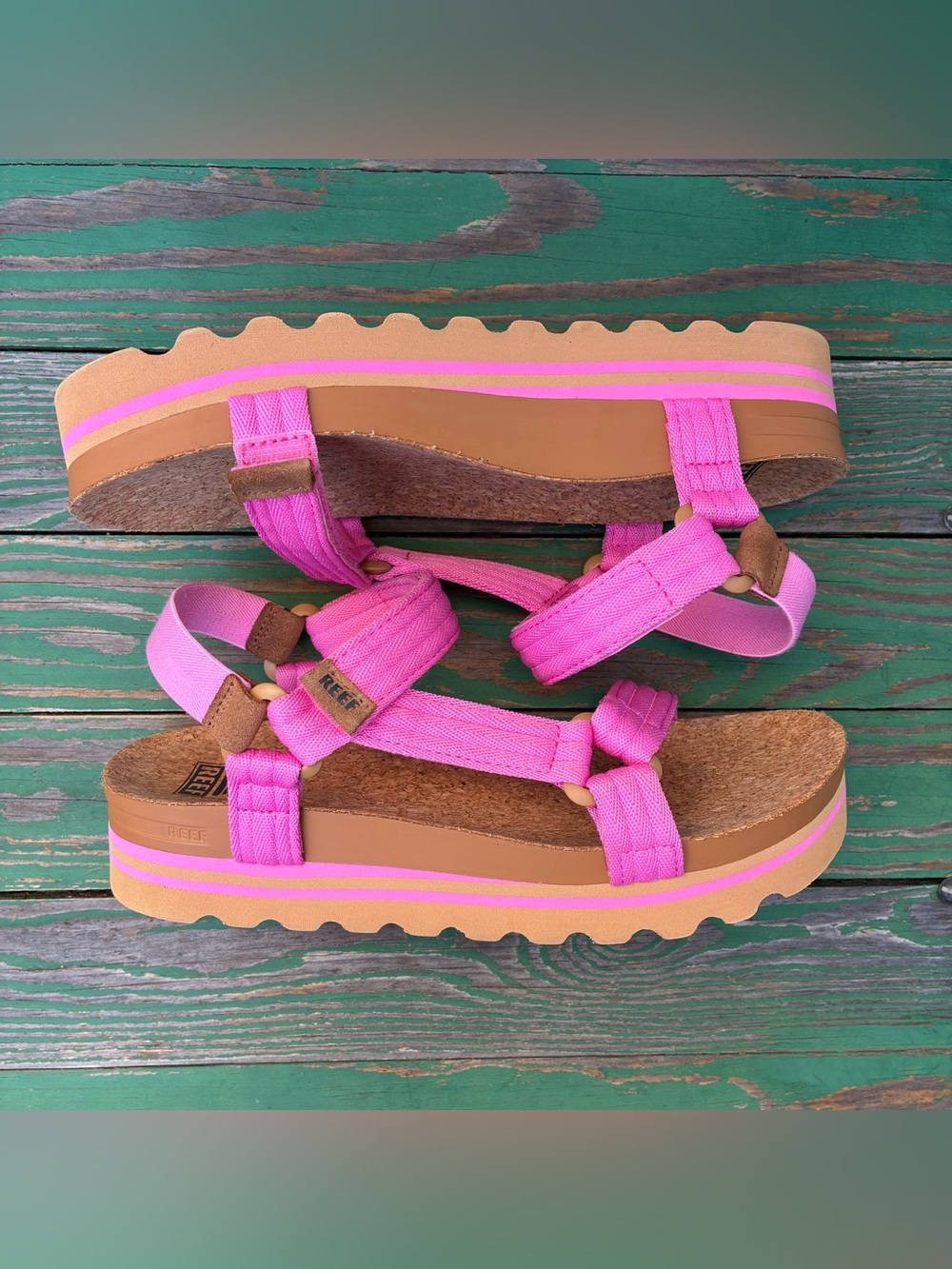REEF Cushion Rem Hi Sandals Womens Sz 8 Pink Platform Shoes Beach Vacation